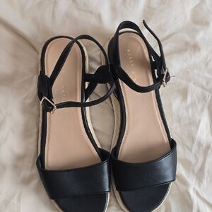 Kelly & Katie Black Strappy Sandals